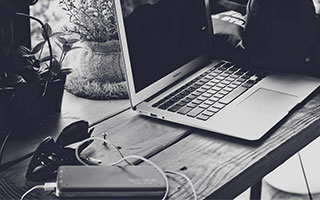 中国2月外汇储备32272.24亿美元|界面新闻 · 快讯